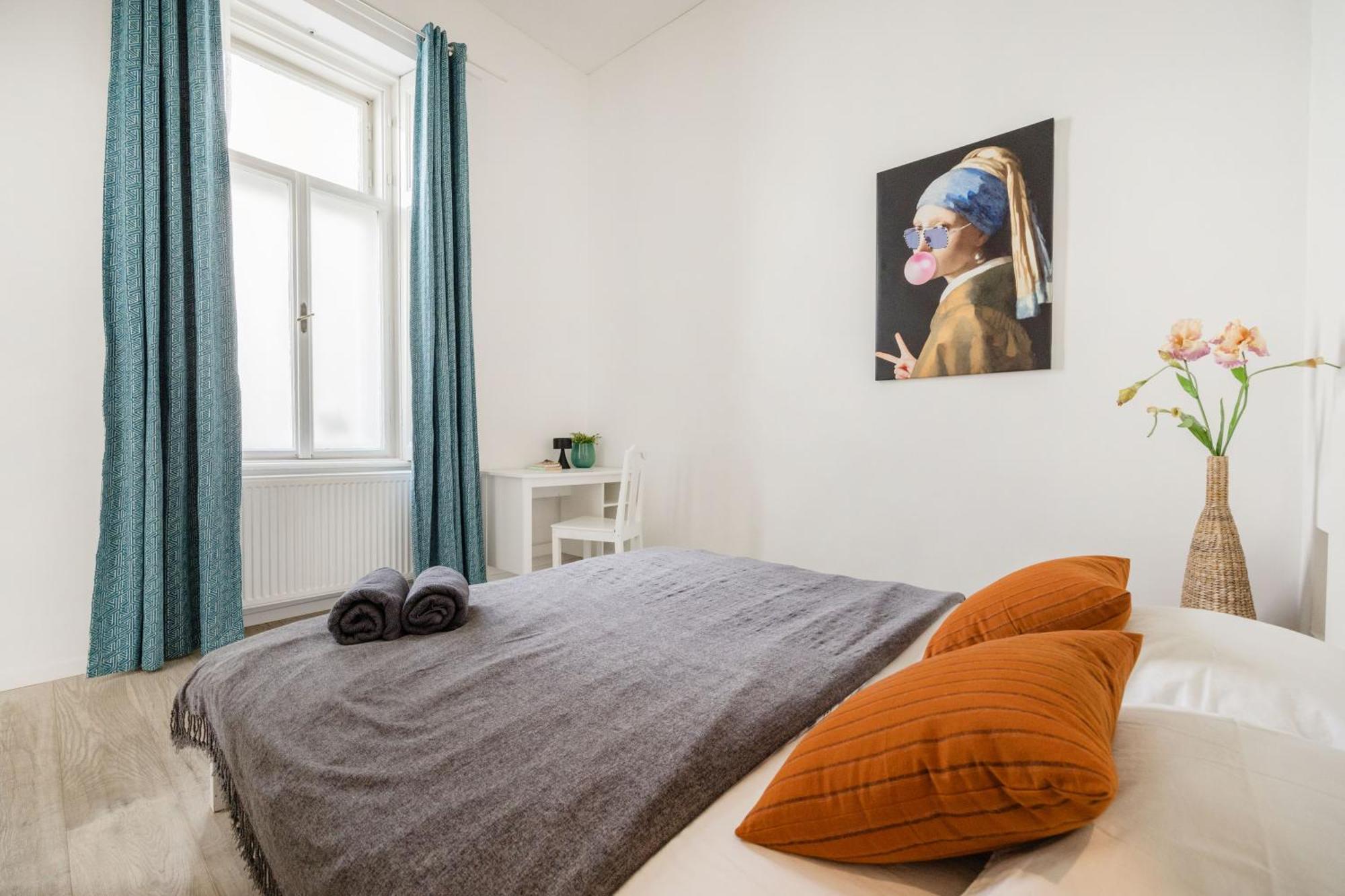 Wellness Retreat With Sauna & Jacuzzi - 1 Min To Opera Budapest Bagian luar foto