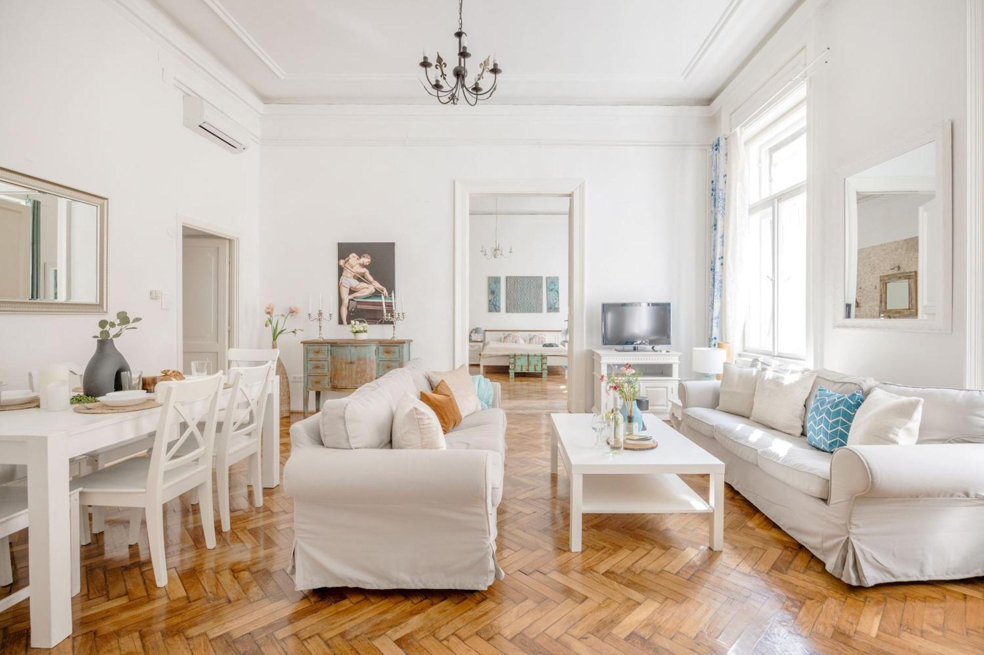Wellness Retreat With Sauna & Jacuzzi - 1 Min To Opera Budapest Bagian luar foto